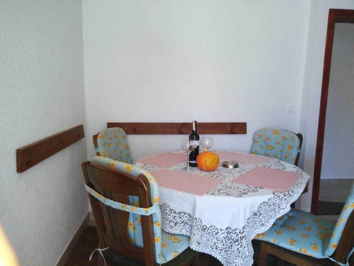 Apartman Rodic Omiš Exterior foto