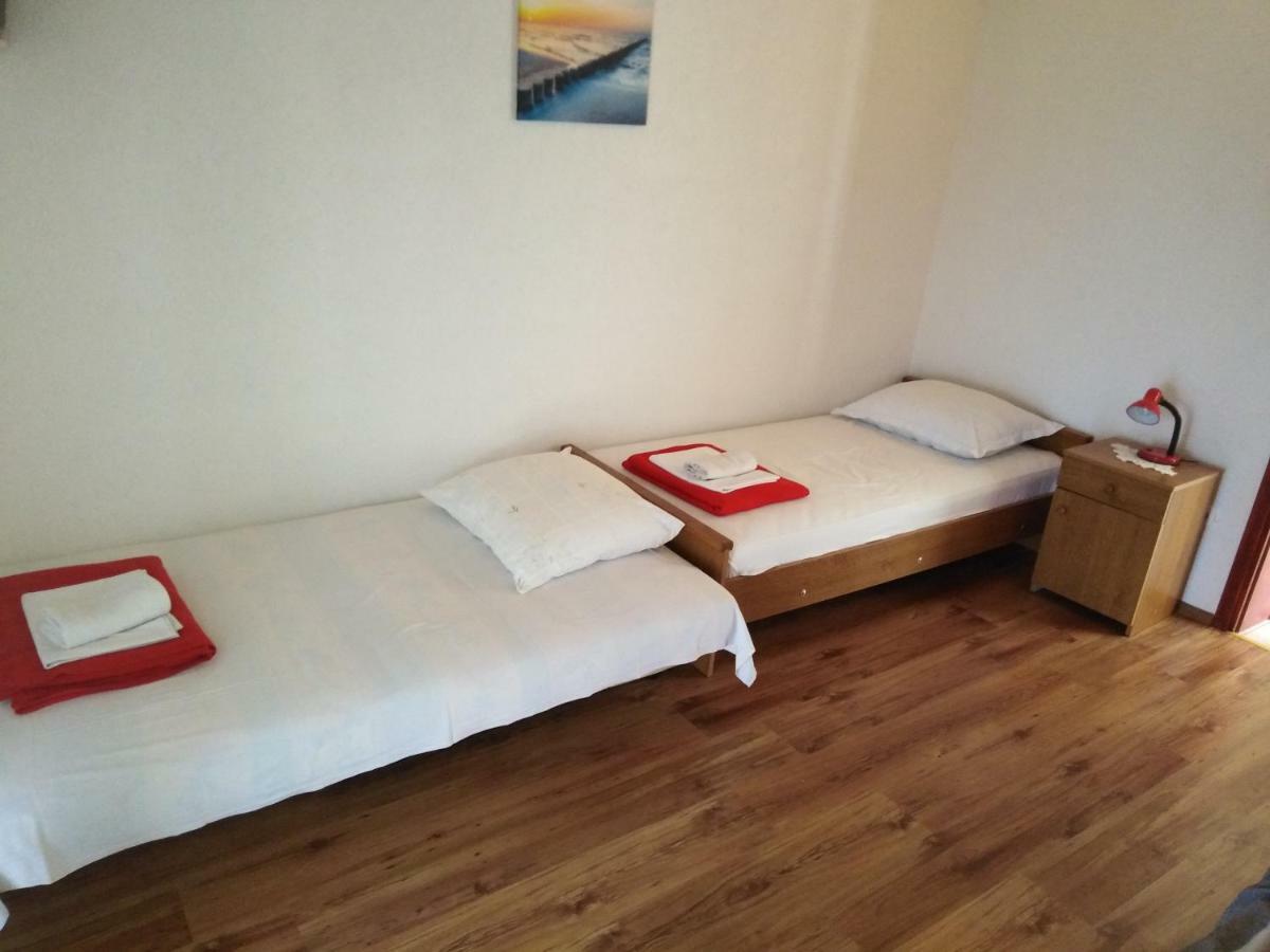 Apartman Rodic Omiš Exterior foto