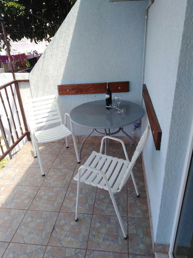 Apartman Rodic Omiš Exterior foto